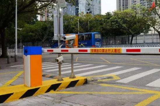 停車(chē)場(chǎng)道閘系統(tǒng)無(wú)法識(shí)別車(chē)牌是什么原因